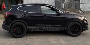 Nissan Qashqai 2018 Brown