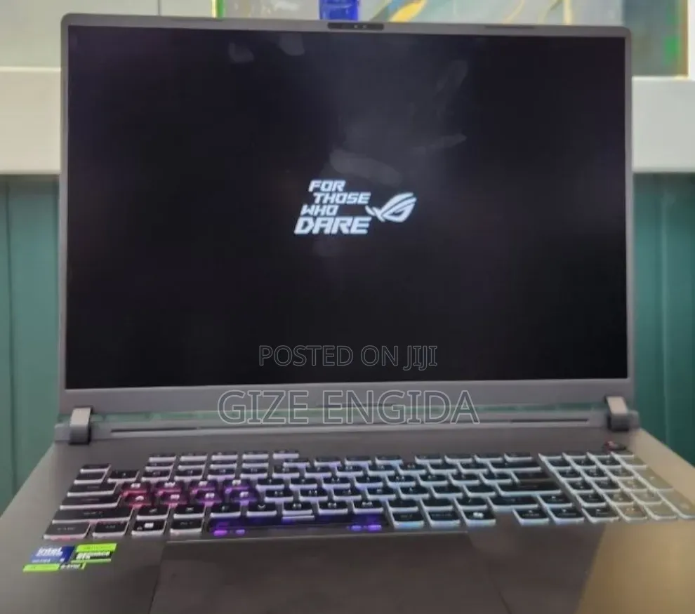 New Laptop Asus ROG Strix G18 32GB Nvidia SSD 2T
