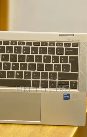New Laptop HP EliteBook 830 G8 16GB Intel Core i5 SSD 512GB