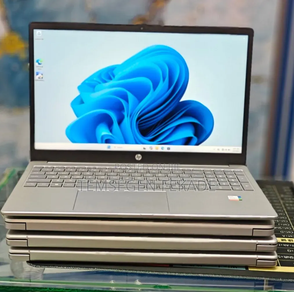 New Laptop HP Stream Notebook 16GB Intel Core i7 SSD 1T