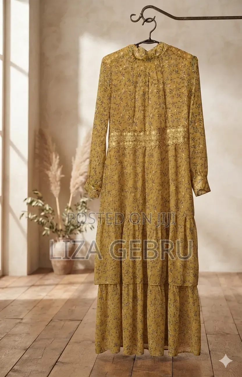 Used Like New Women Dress. Size M