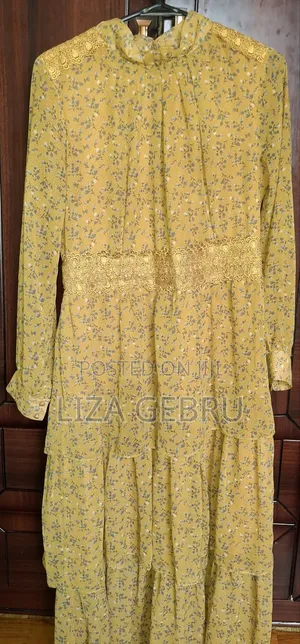 Used Like New Women Dress. Size M