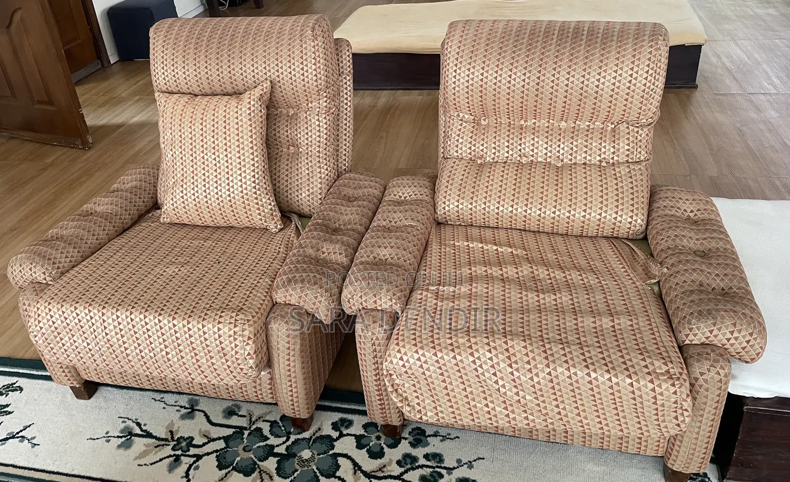 Set Sofa ሶፋ 4 Single and One 4 Seater