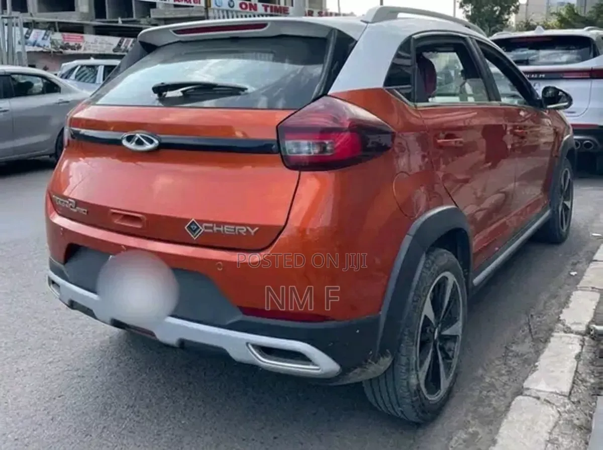 Chery Tiggo 2 2022 Orange