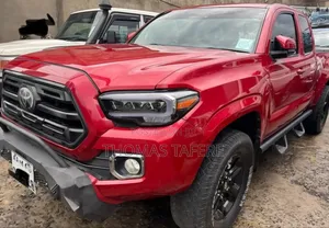 Toyota Tacoma 2019 Red