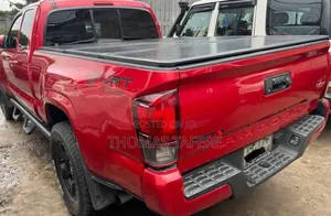 Toyota Tacoma 2019 Red
