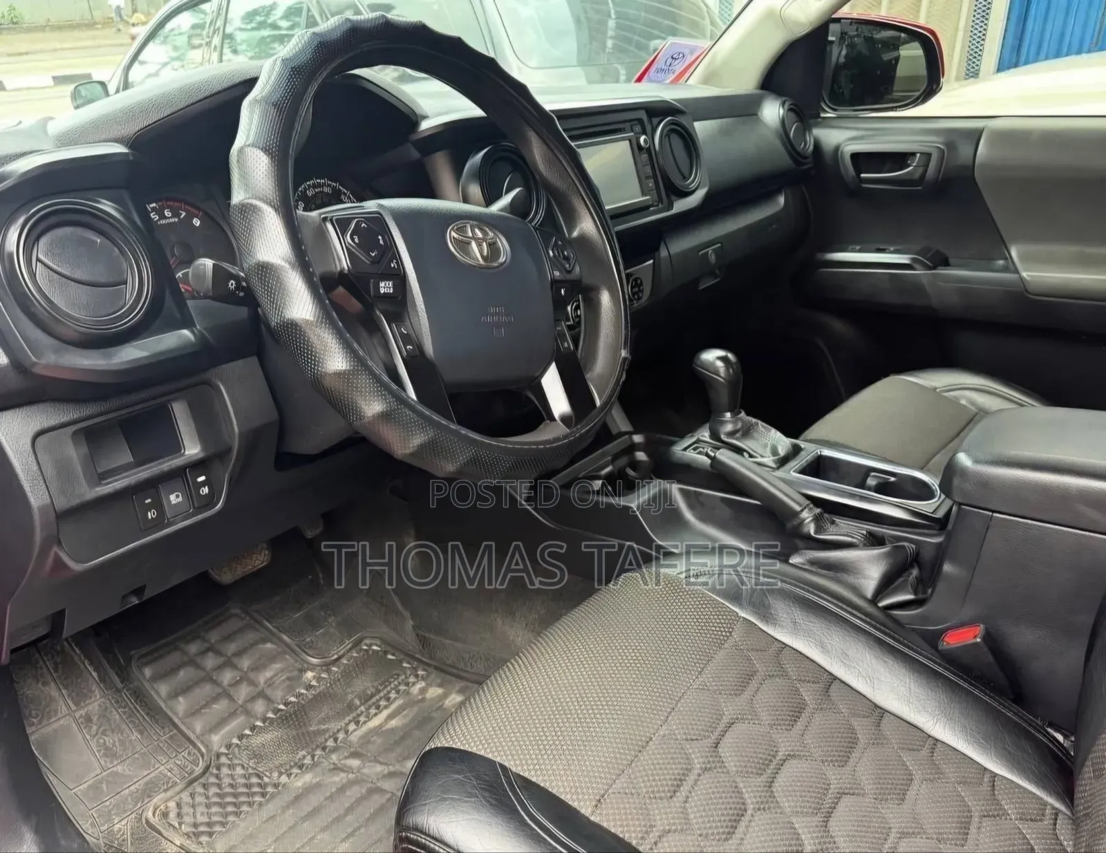 Toyota Tacoma 2019 Red