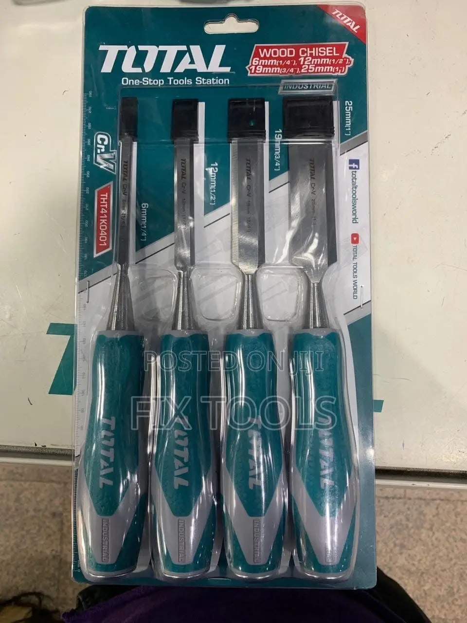 Total 4-Piece Wood Chisel Set