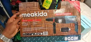 Makida Hammer Drill 800 W