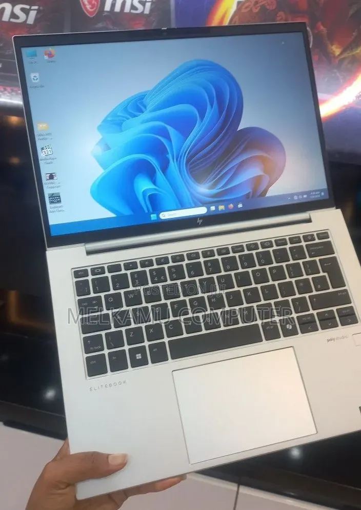 New Laptop HP EliteBook 840 G11 16GB Intel Core Ultra 7 SSD 512GB