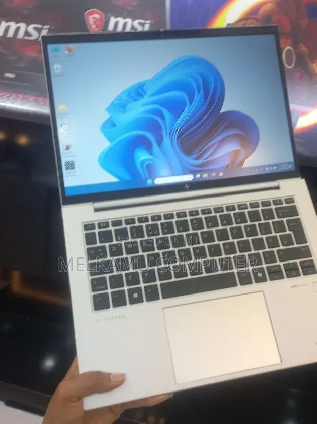 New Laptop HP EliteBook 840 G11 16GB Intel Core Ultra 7 SSD 512GB