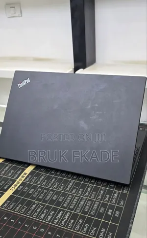 New Laptop Lenovo ThinkPad T490s 16GB Intel Core i5 SSD 256GB