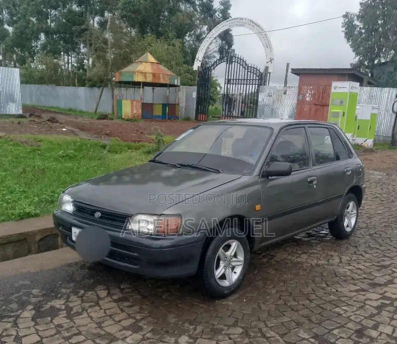 Toyota Starlet 1990 Gray
