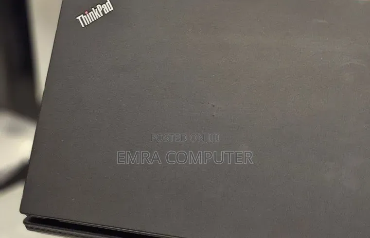 New Laptop Lenovo 8GB AMD Ryzen 5 SSD 256GB