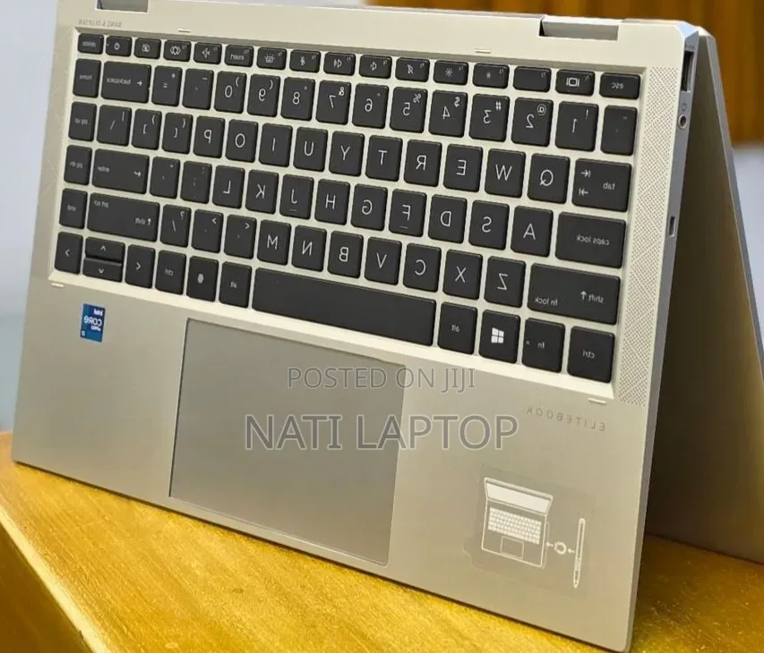 New Laptop HP EliteBook 1040 G8 16GB Intel Core i7 SSD 512GB