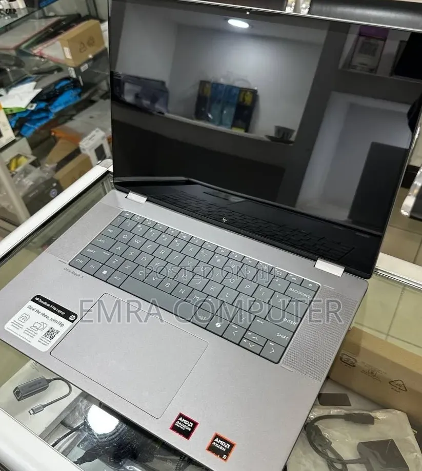 New Laptop HP 8GB AMD Ryzen 5 SSD 512GB