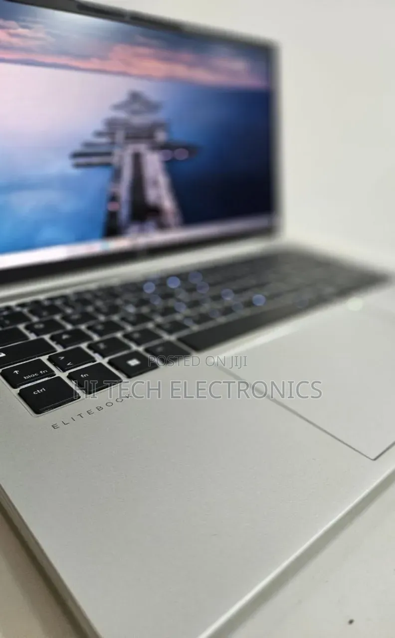 New Laptop HP EliteBook 840 G11 16GB Intel Core Ultra 7 SSD 512GB