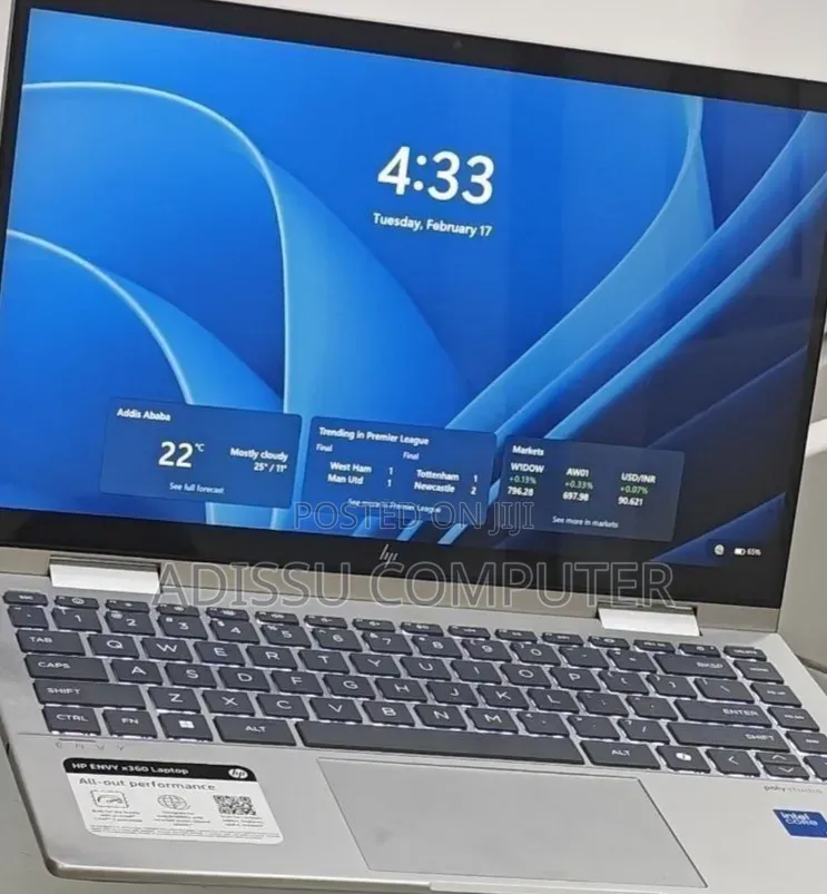New Laptop HP Envy X360 8GB Intel Core 5 SSD 512GB