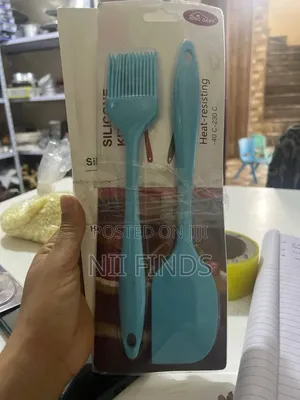 Silcon Spatula and Brush
