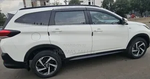 Toyota Rush 2023 White