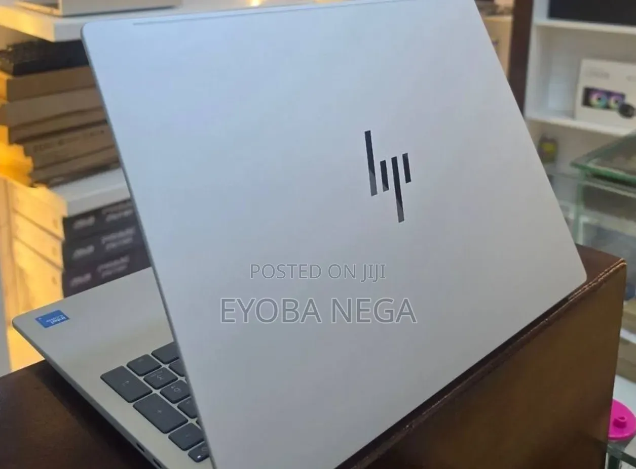 New Laptop HP OmniBook 7 16" 16GB Intel Core Ultra 9 SSD 1T