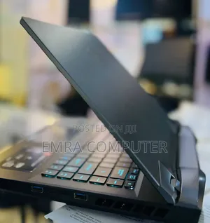 New Laptop MSI 16GB Intel Core i7 SSD 1T