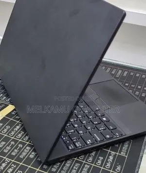 New Laptop Lenovo ThinkPad T490s 16GB Intel Core i5 SSD 512GB