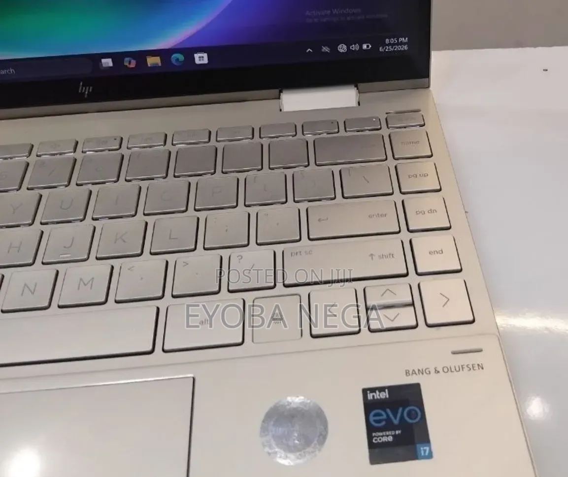 New Laptop HP Envy x360 8GB Intel Core i7 SSD 512GB