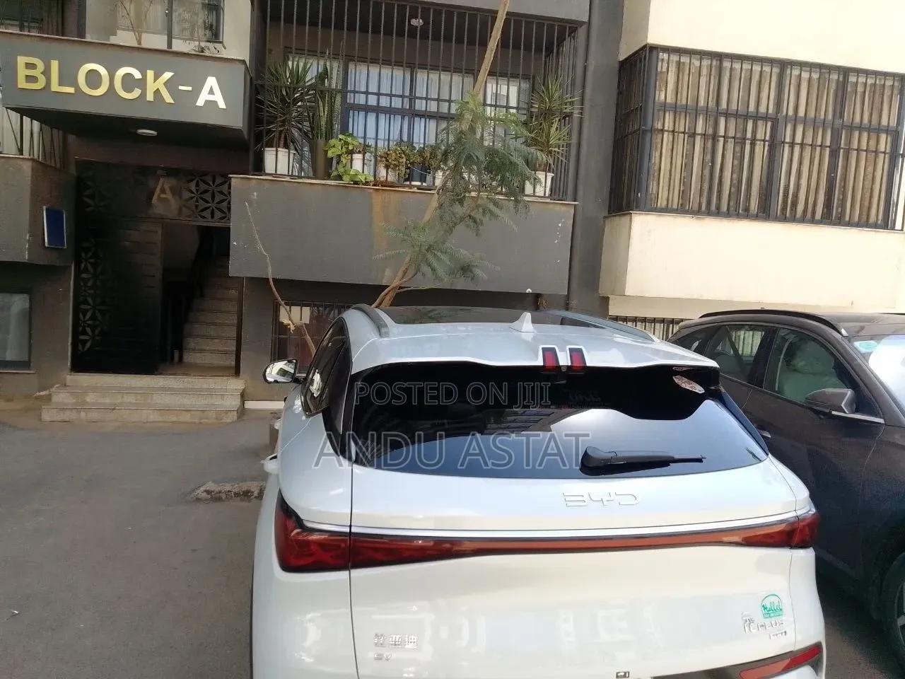 BYD E2 43 kWh 94 hp FWD 2025 Silver