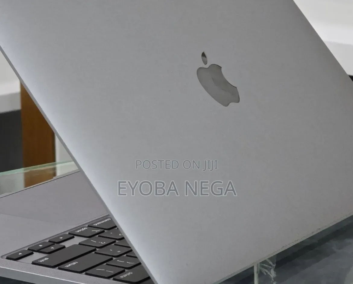 Laptop Apple MacBook Pro 2021 M1 8GB Apple M1 SSD 512GB