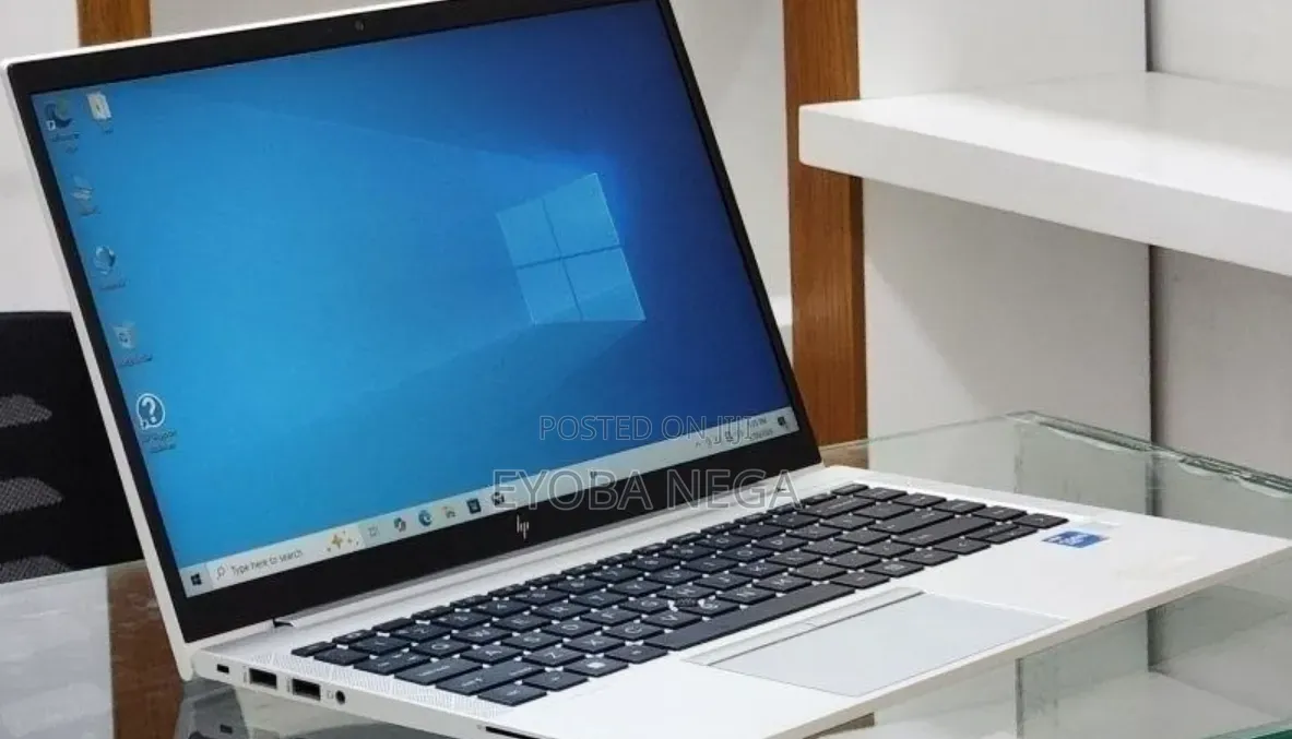New Laptop HP EliteBook 840 G8 16GB Intel Core i5 SSD 512GB