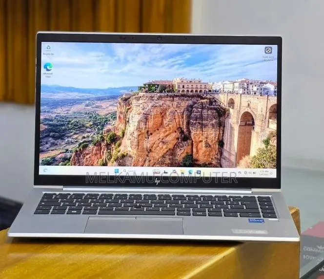 New Laptop HP EliteBook 840 G8 16GB Intel Core i5 SSD 512GB