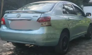 Toyota Yaris 2008 Green