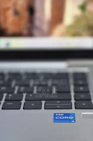 New Laptop HP EliteBook 840 G8 16GB Intel Core i5 SSD 512GB