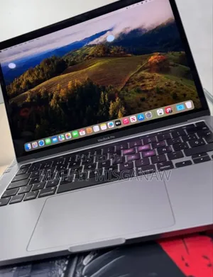 New Laptop Apple MacBook Pro 2020 M1 16GB Apple M1 SSD 512GB