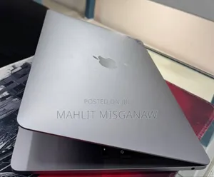 New Laptop Apple MacBook Pro 2020 M1 16GB Apple M1 SSD 512GB