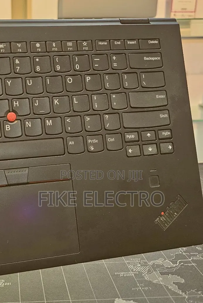 New Laptop Lenovo ThinkPad X1 Yoga 16GB Intel Core i7 SSD 512GB