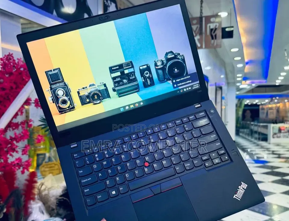 New Laptop Lenovo ThinkPad T480 8GB Intel Core i5 SSD 256GB