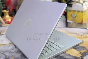 New Laptop HP 8GB Intel Core i5 SSD 256GB