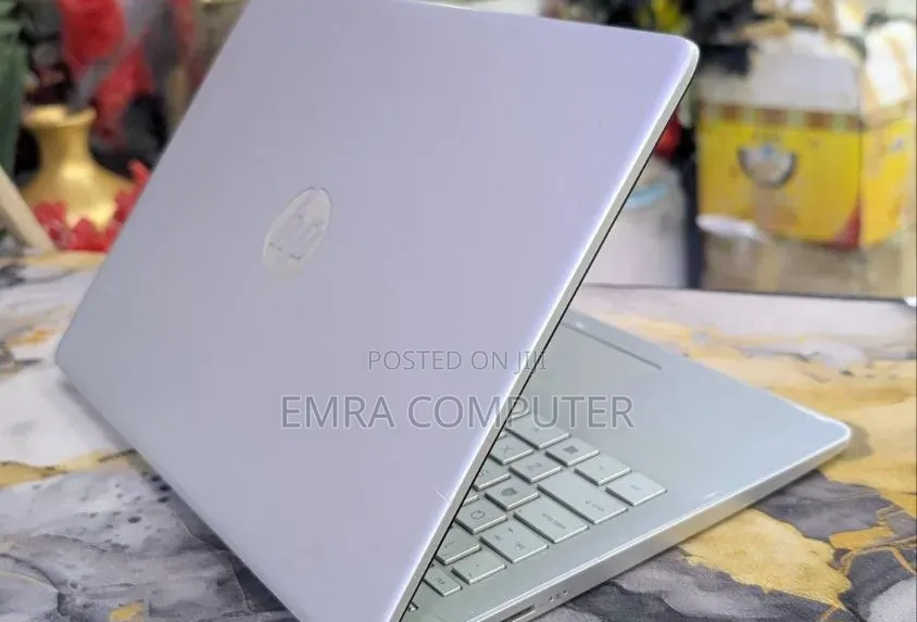 New Laptop HP 8GB Intel Core i5 SSD 256GB