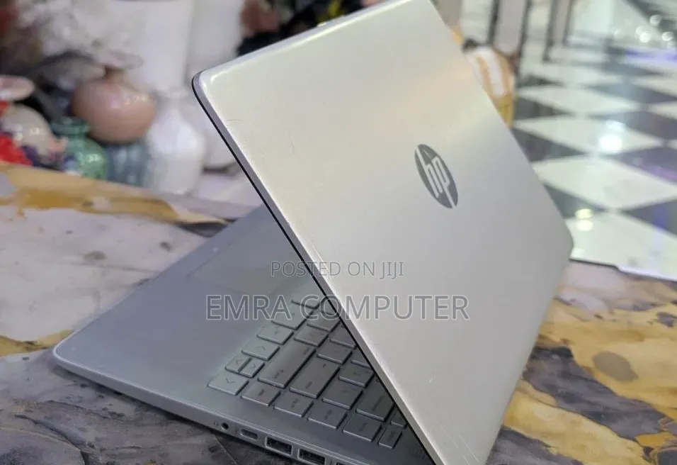 New Laptop HP 8GB Intel Core i5 SSD 256GB