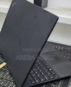 New Laptop Lenovo ThinkPad T490s 16GB Intel Core i5 SSD 256GB