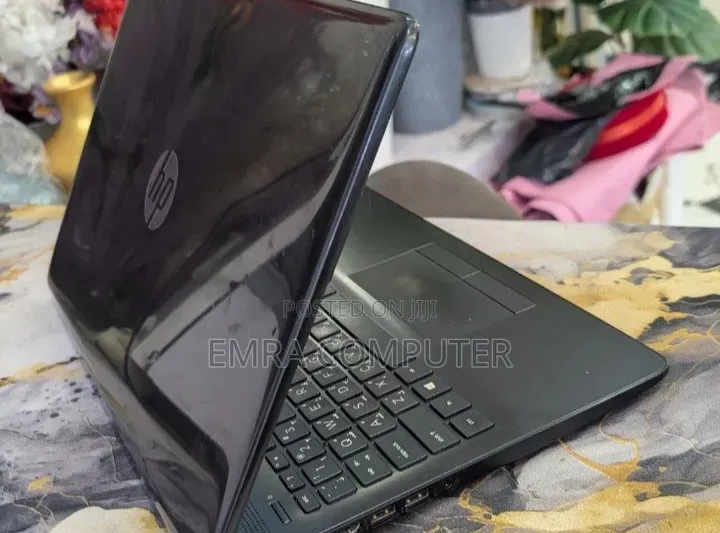 New Laptop HP 4GB Intel Core i5 SSD 500GB