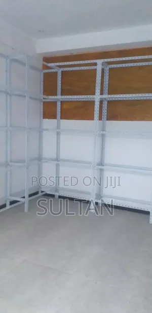 ተገጣጣሚ የብረት መደርደርያ
