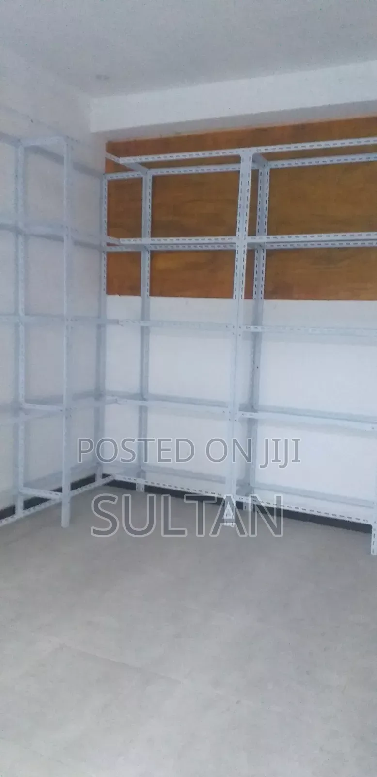 ተገጣጣሚ የብረት መደርደርያ