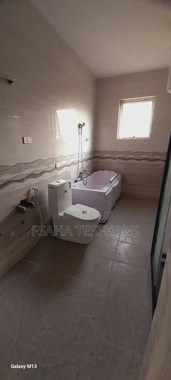 6bdrm House in G+3, Bole for rent