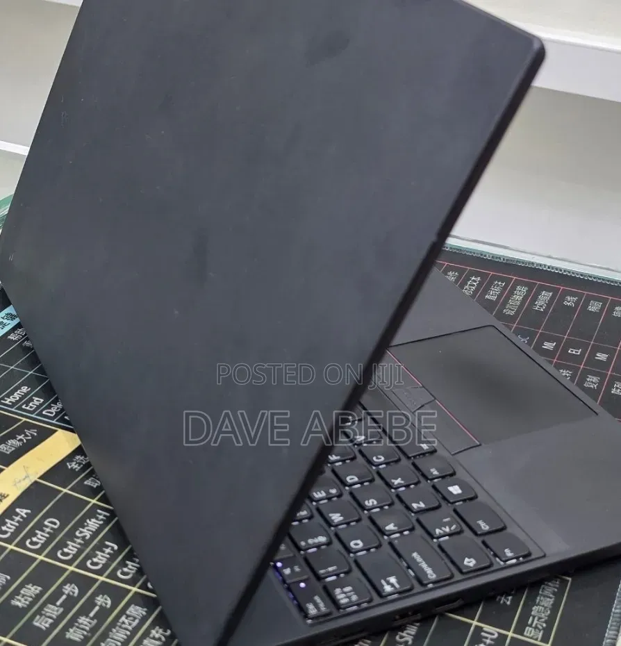 New Laptop Lenovo ThinkPad T490s 16GB Intel Core i5 SSD 256GB