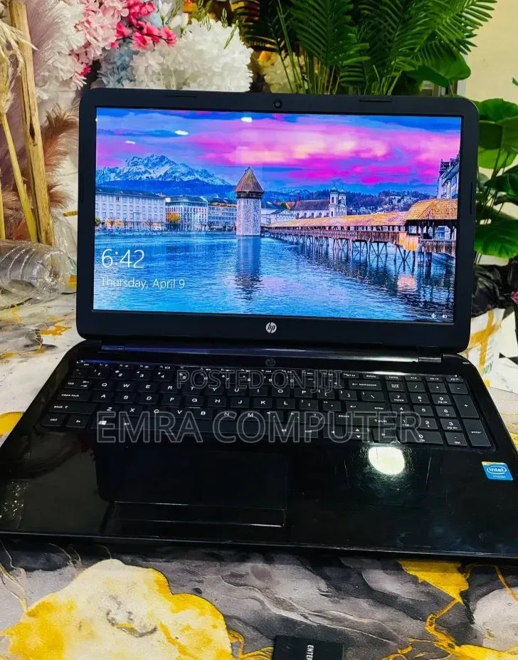 New Laptop HP 4GB Intel Core i5 SSD 500GB