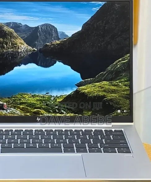 New Laptop HP EliteBook 840 G9 16GB Intel Core i7 SSD 512GB