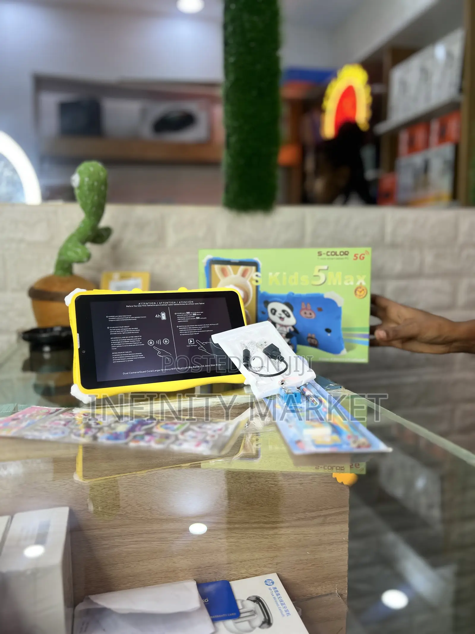 New C idea CM8800 Plus 256 GB